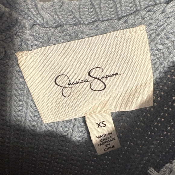 Jessica Simpson V-Neck Frayed Hem Sweater in Blue - Picture 2 of 3